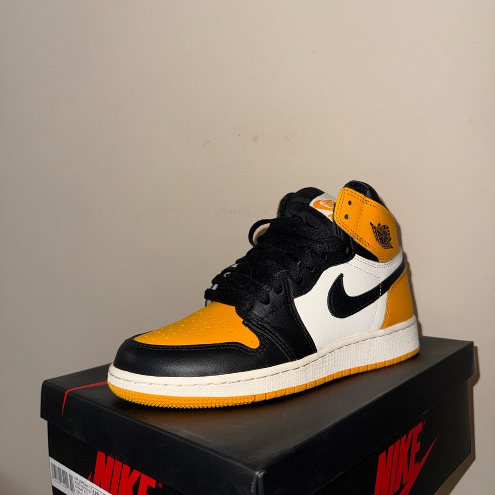 Nike Black and Gold High-Top Sneakers